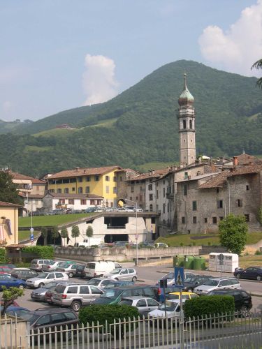 Il parcheggio coperto di Piazza XXV Aprile