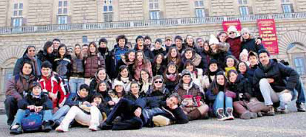 I ragazzi che hanno partecipato alla «camperata» di inizio anno