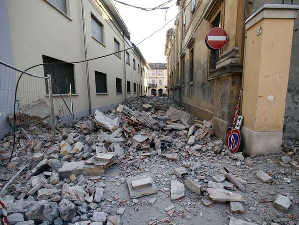 Mirandola dopo il terremoto