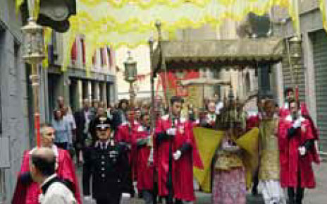 Un momento della processione del Corpus Domini a Gandino