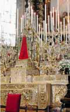 L’altare d’argento nella basilica