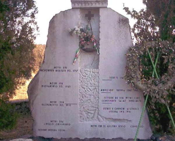 Il blocco marmoreo presso Basovizza, foiba riconosciuta Monumento Nazionale.