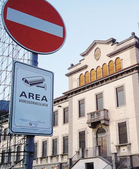 L’area delle scuole elementari videosorvegliata a Gandino