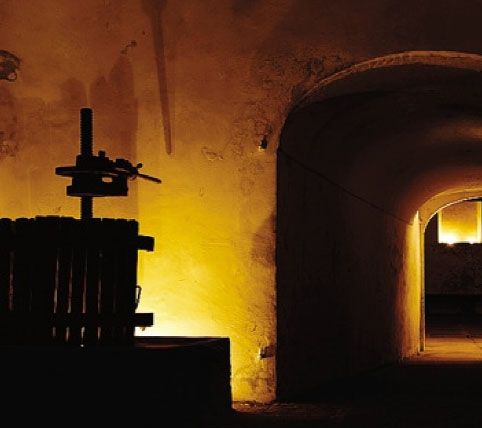 I sotterranei del convento di Gandino, dove c’era la ghiacciaia