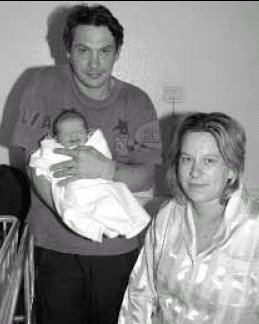 Fausto Picinali con la moglie e la piccola Alessia