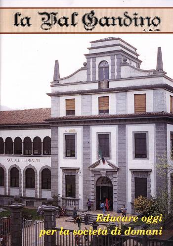 Copertina di Aprile 2002