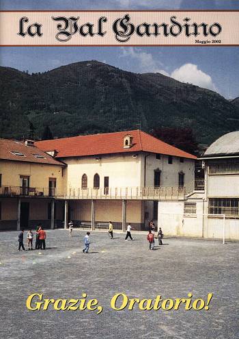 Copertina di Maggio 2002