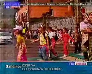 Positiva l'esperienza del Piedibus