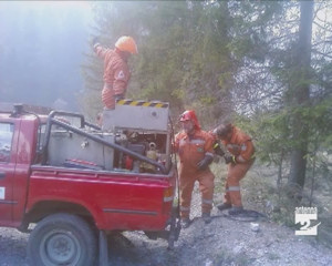 Incendi nei boschi intorno a Gandino