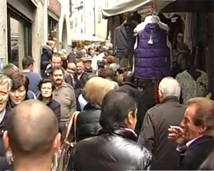 Nonostante la pioggia la fiera fa il pienone