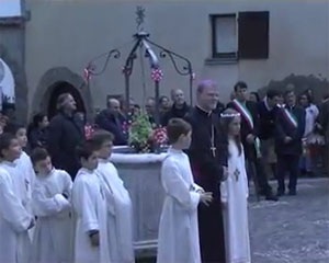 Grande accoglienza a Semonte per il vescovo Coter