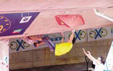 Una delle precedenti edizioni della gara di Coppa Italia Boulder a Gandino