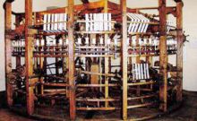 il monumentale torcitoio circolare di fine ’700, conservato nel Museo del tessile di Leffe