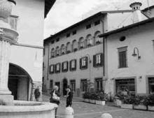 La facciata recentemente restaurata da due giovani imprenditori