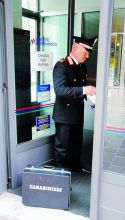 I carabinieri indagano sulla rapina foto Fronzi