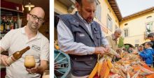 Da sinistra, Roberto Caleca e la birra Scarlatta; tutti in azione in piazza per la scartocciatura