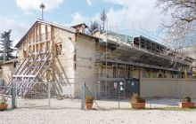 La chiesa di Pile ancora oggi puntellata