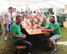 Il gruppo delle penne nere nella tenda razziata dai ladri l’altra notte